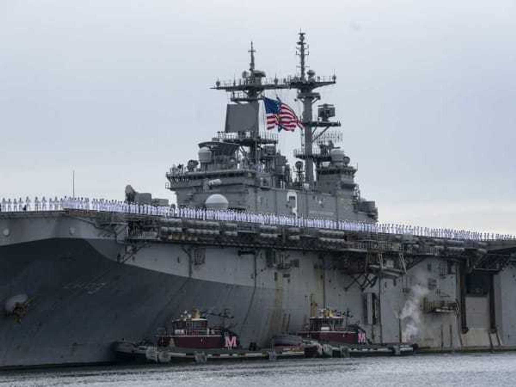 USS Kearsarge (LHD-3) military ship