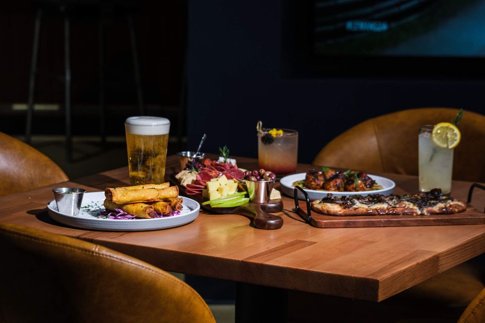 Velocity - Sim Racing Lounge