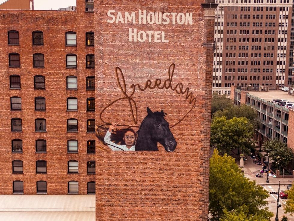 Victor Ash downtown houston mural