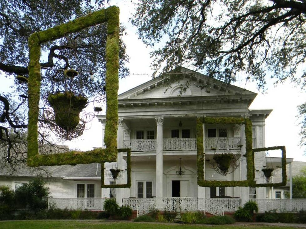 Victoria's Black Swan Inn in San Antonio