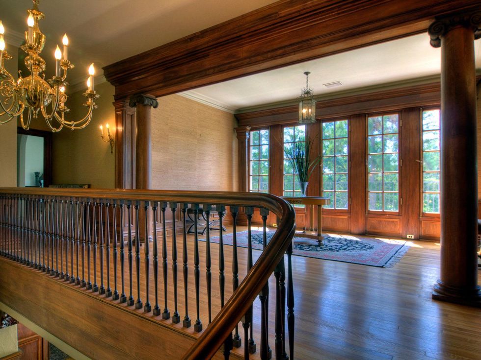 Villa de Luxe, January 2013, Designer Showcase Home, Longfellow 1, upstairs landing