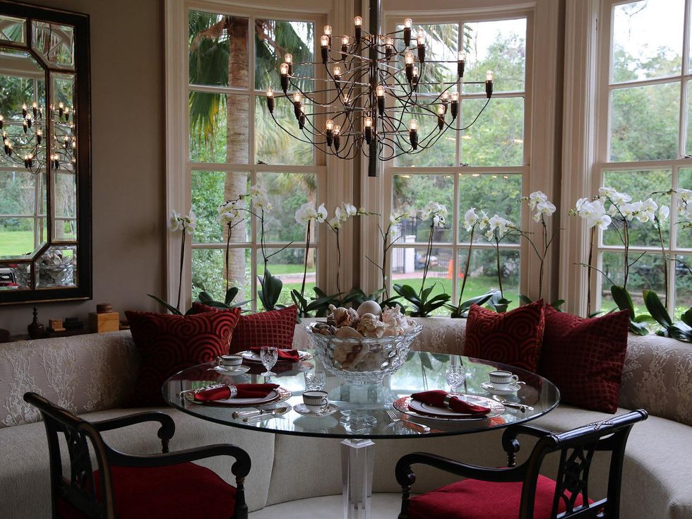 Villa de Luxe, video stills, February 2013