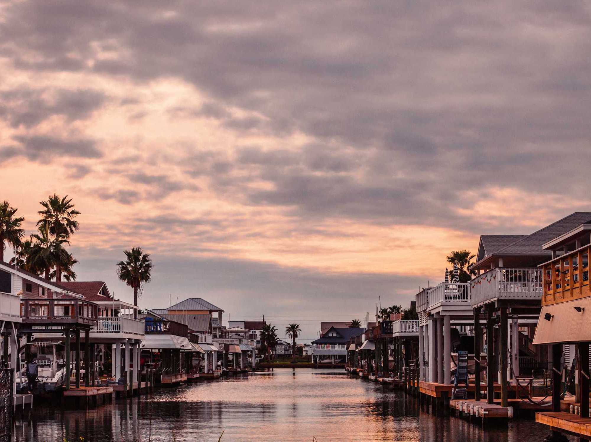 Waterfront homes - Jamaica Beach, Texas