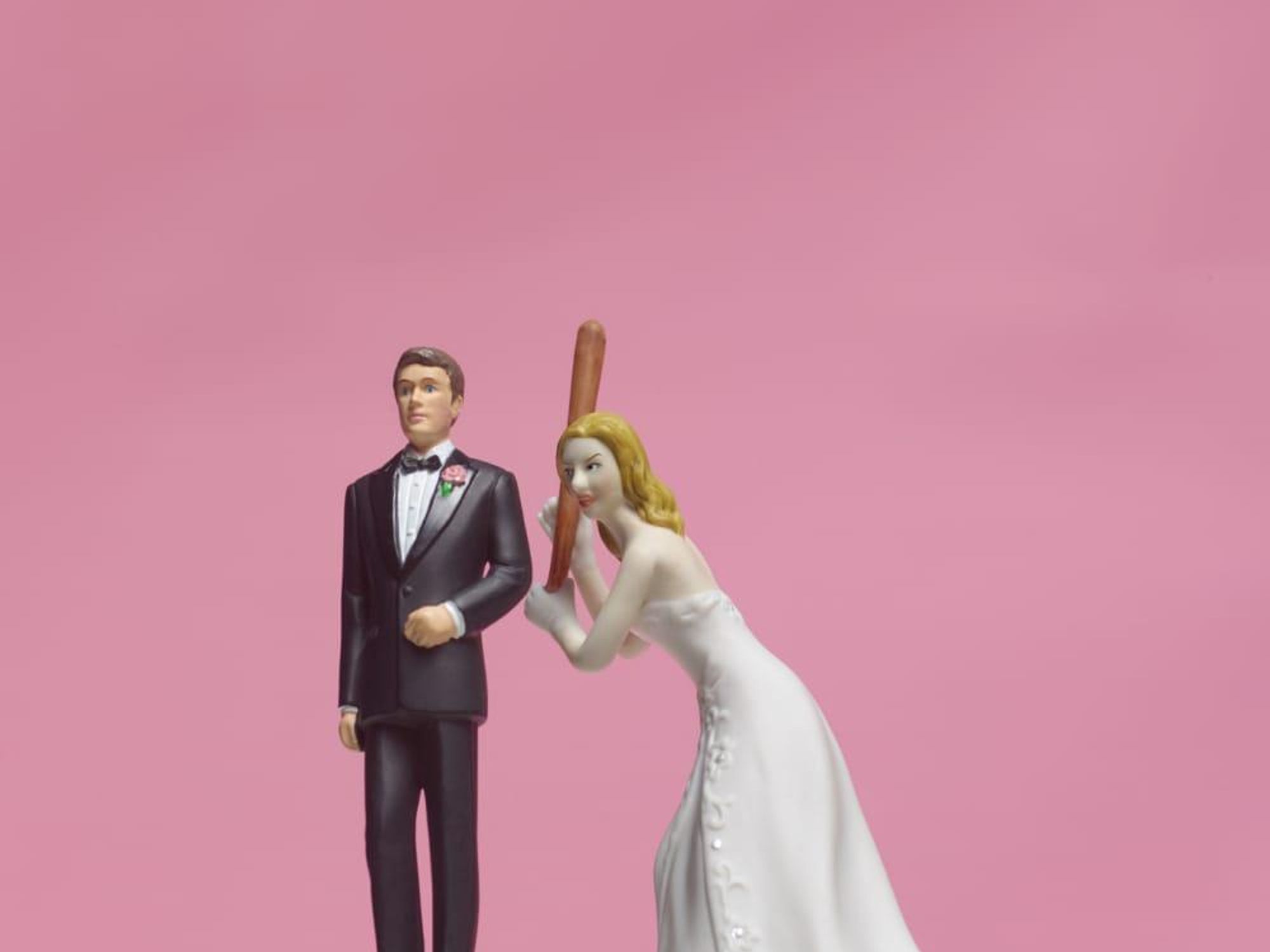 Wedding cake topper bride baseball bat funny divorce
