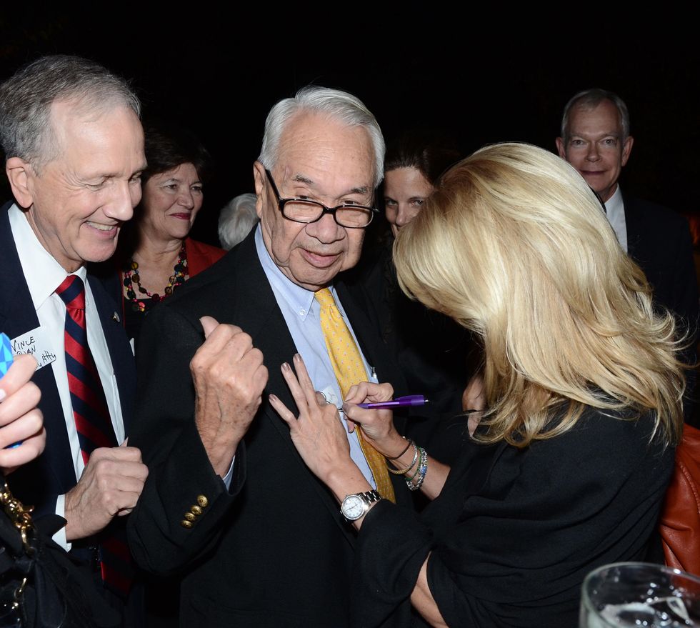 Wendy Davis and supporters