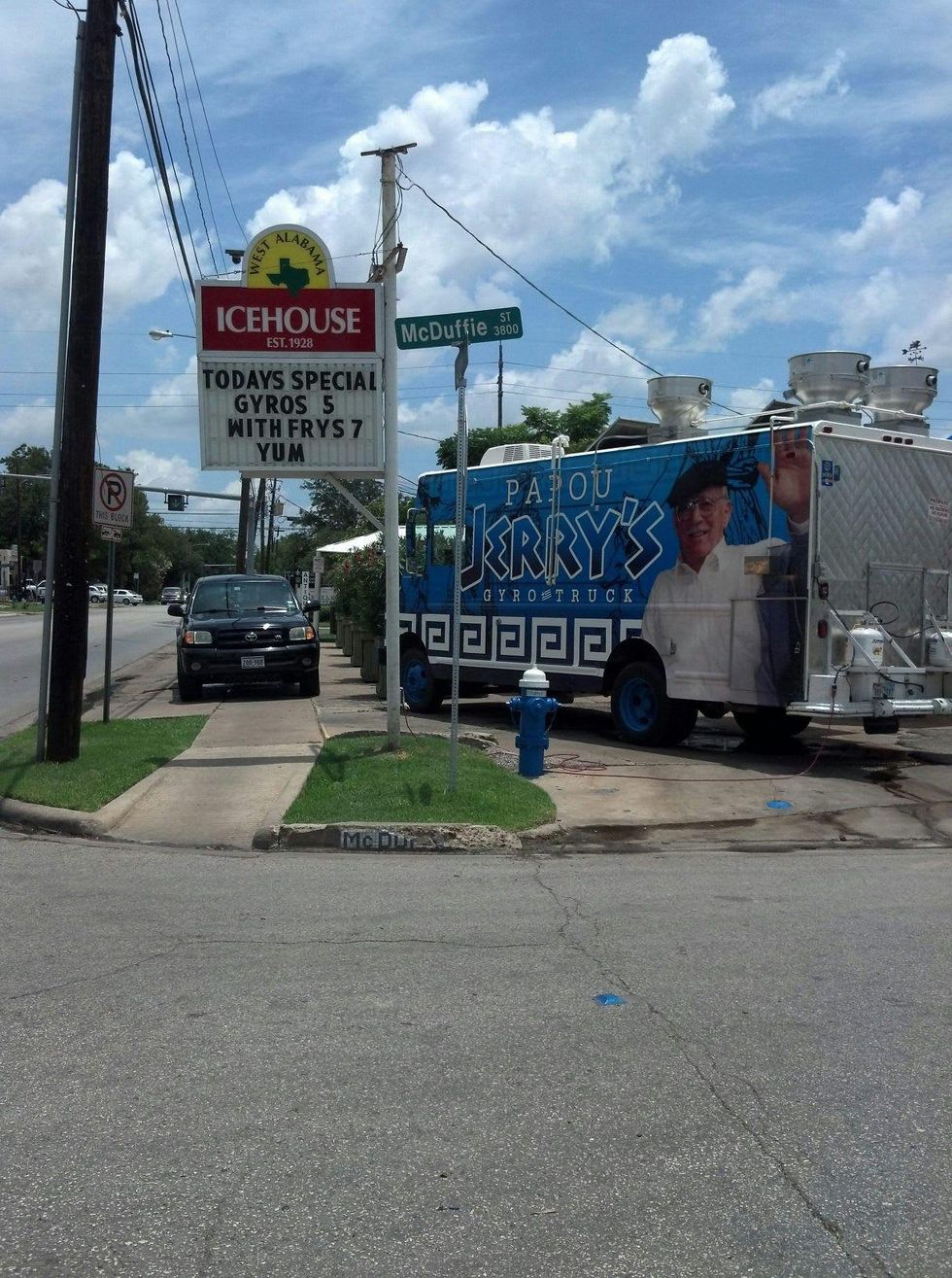 West Alabama Ice House, Papou Jerry's Gyro Truck, food truck