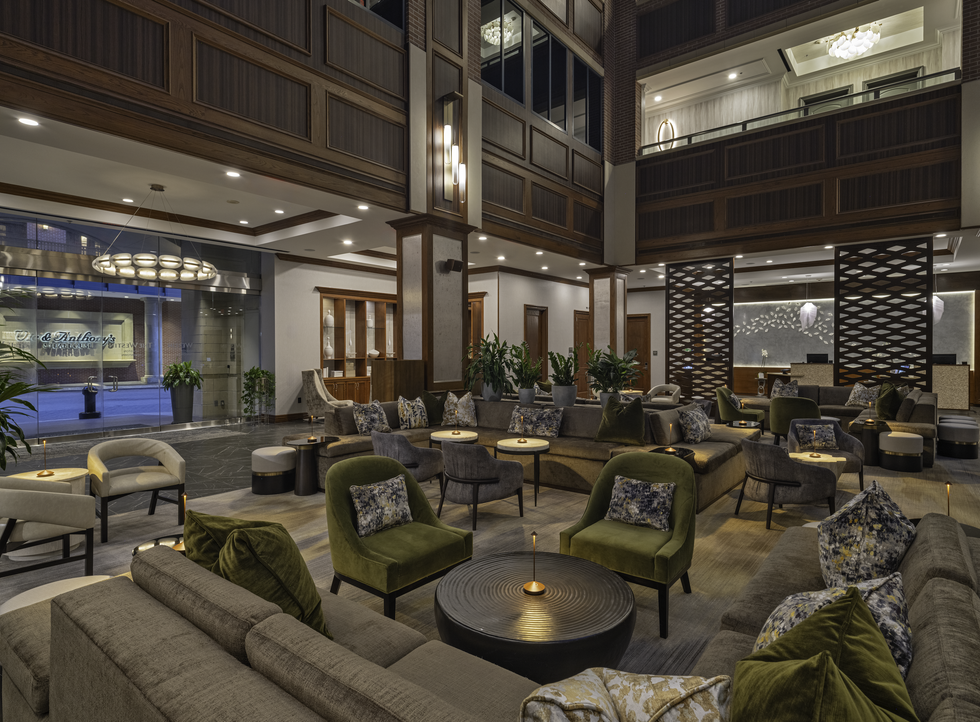 Westin Houston Downtown Lounge