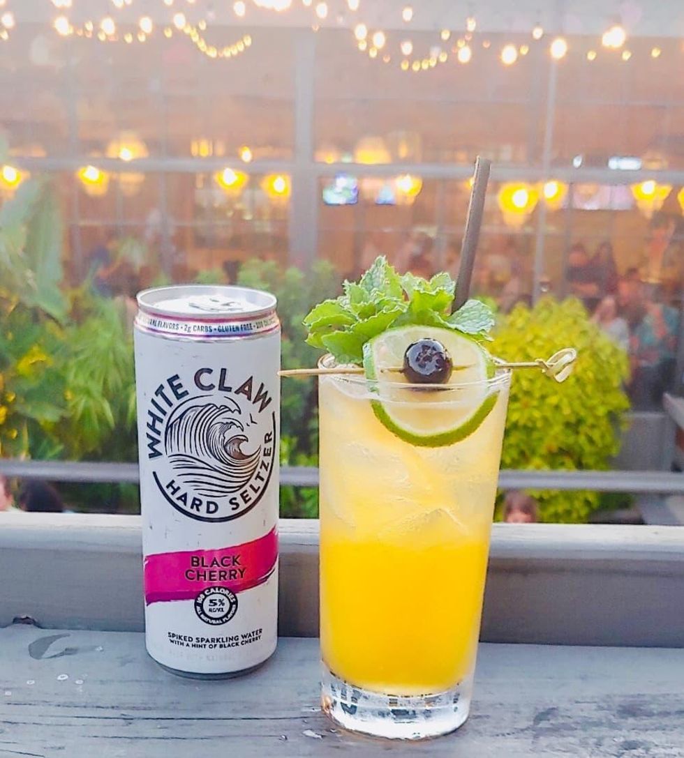 White Claw La Grange The Bones and Claw