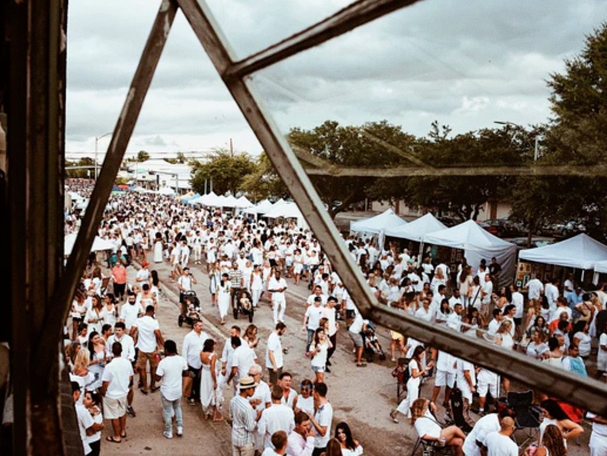 Houston's guide to White Linen Night in the Heights hot parties, Alto