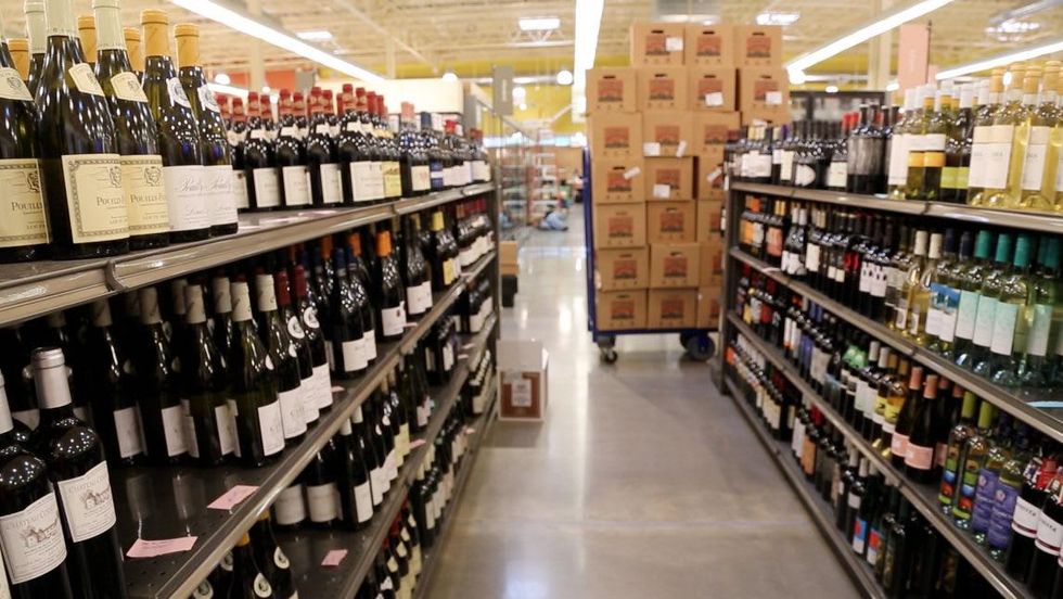 A sneak peek inside Houston's buzzy new supermarket: Ramen and wine ...