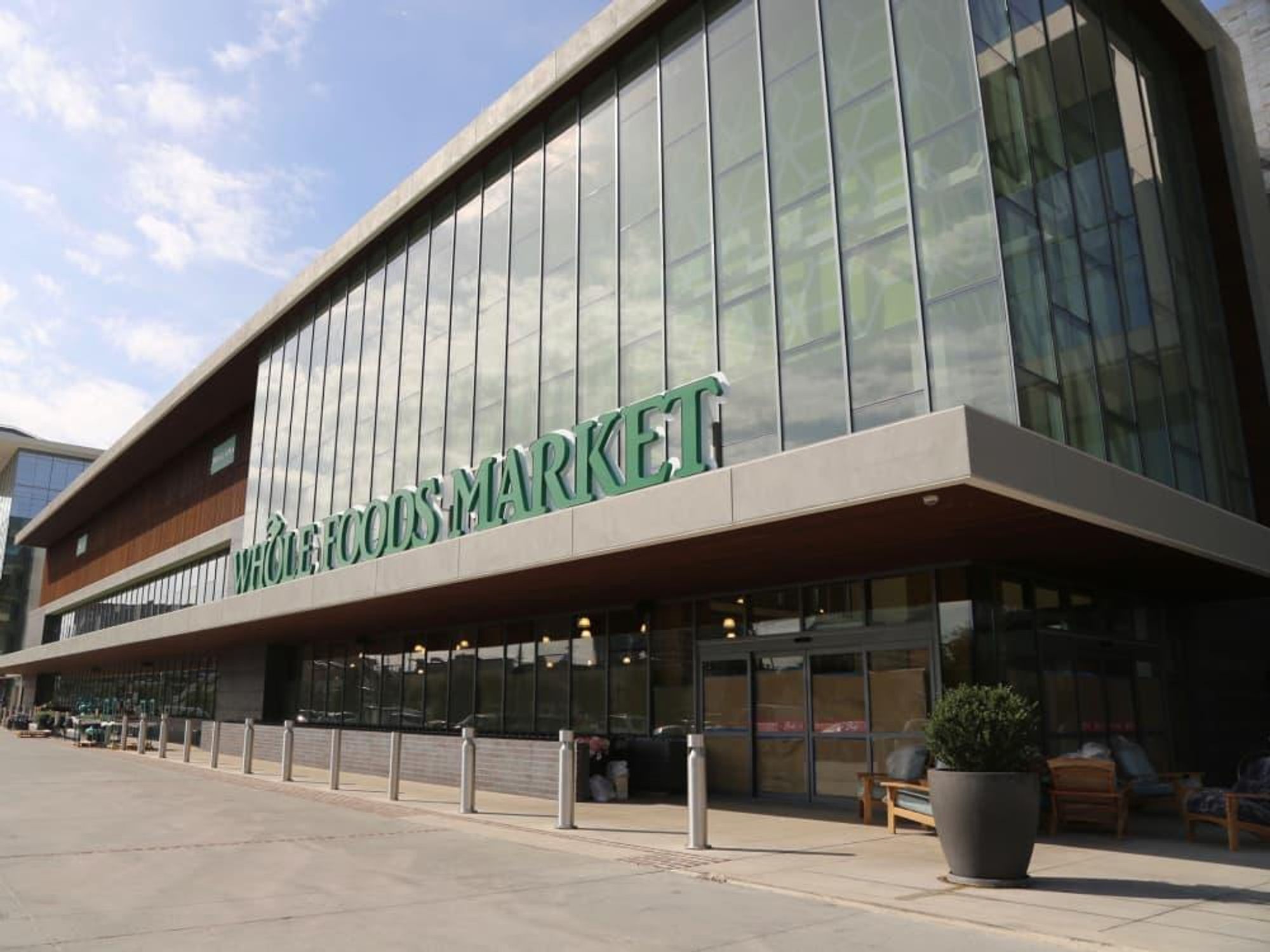 Whole Foods Post Oak video tour