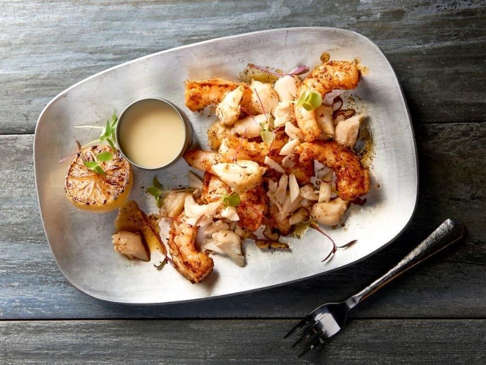 Willie G's The Post Oak oyster bar trash