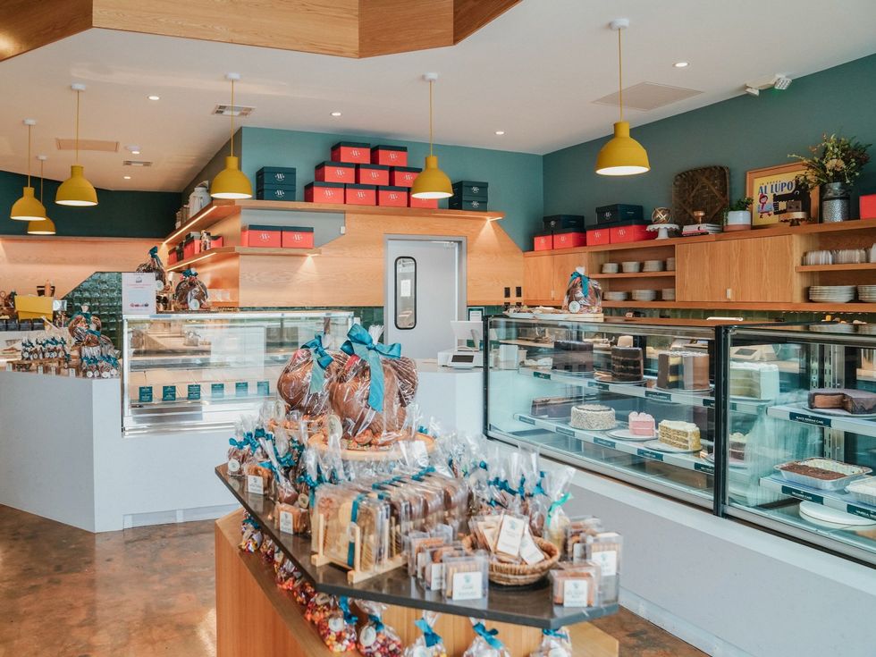 Winfield's Chocoalte Bar Rice Village interior