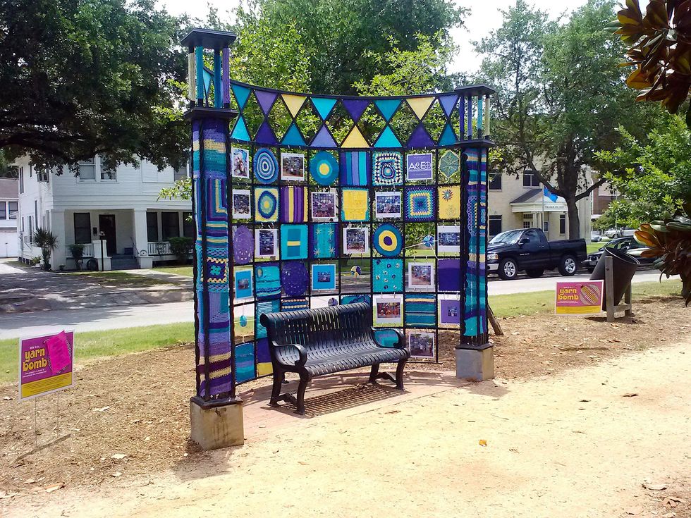 Yarn bomb Heights Boulevard