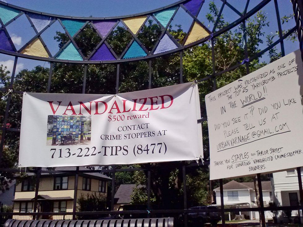 yarn bomb in Heights vandalized June 2013