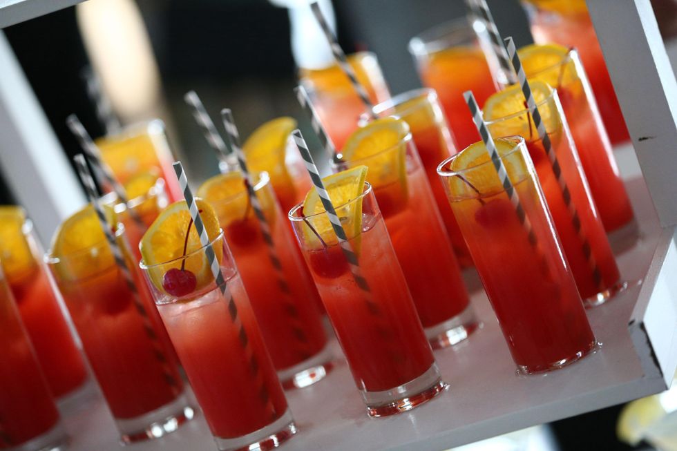 Yellow Party, Drinks