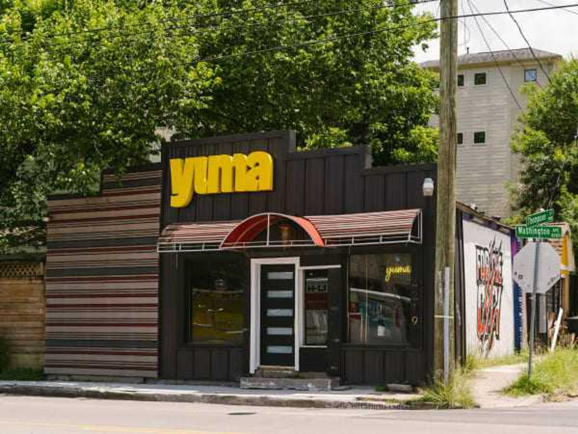 Yuma restaurant exterior